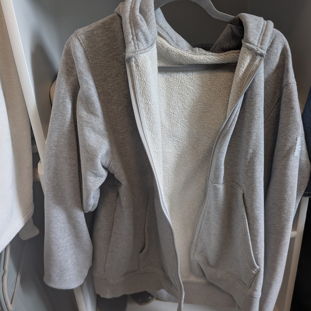 ALO Yoga Light Gray Hoodie
